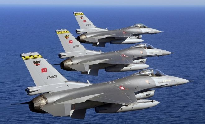Türkiyə İraqı bombardman etdi- PKK-nın silah anbarları məhv edildi