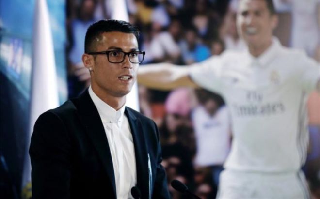 Ronaldo ömürlük müqavilə bağladı