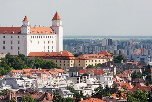Slovakiyada İslama qarşı qanun qəbul edildi