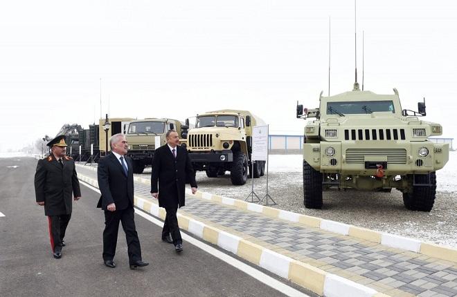 İlham Əliyev yeni hərbi hissənin açılışında