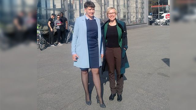Савченко надежда в платье Савченко надежда в платье
