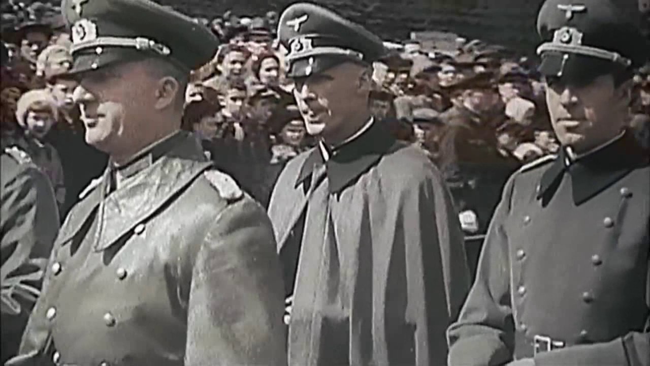 Alman casuslar SSRİ hərbi paradında - Video