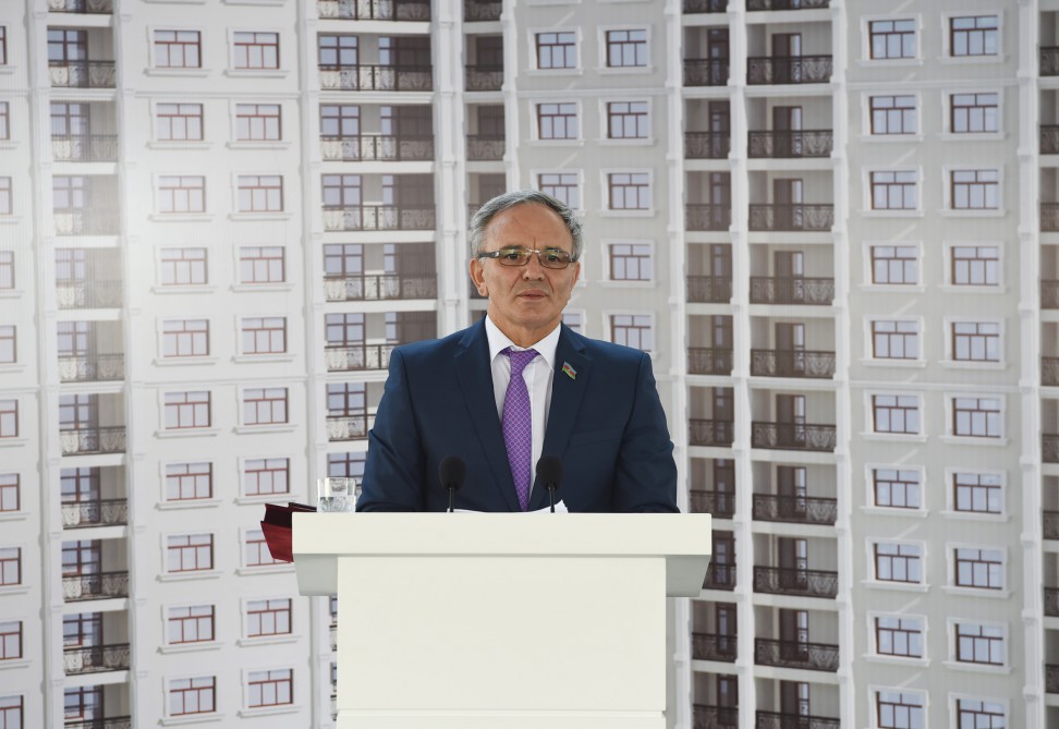 Bu sevinci ifadə etmək mümkün deyil - Əflatun Amaşov