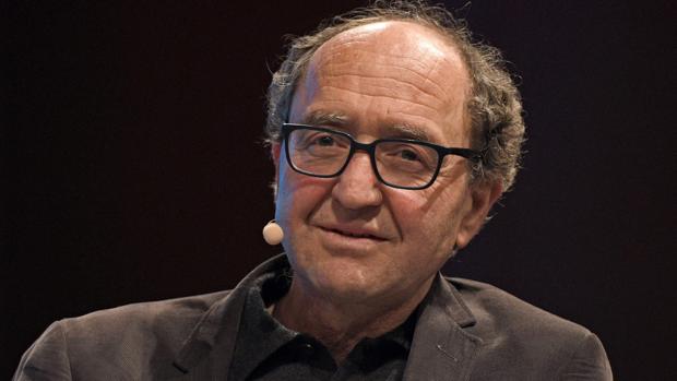 German writer detained in Spain at Turkish request