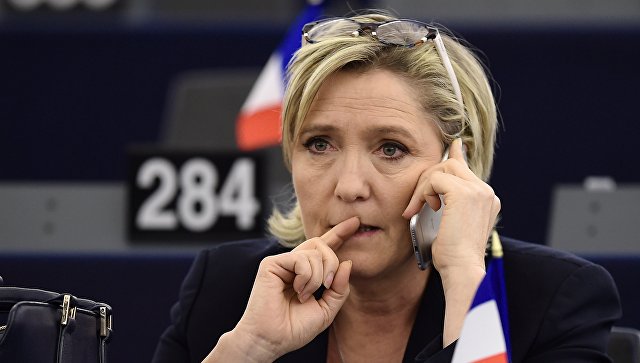 Le Penə qarşı plan: 218 namizəd geri çəkildi