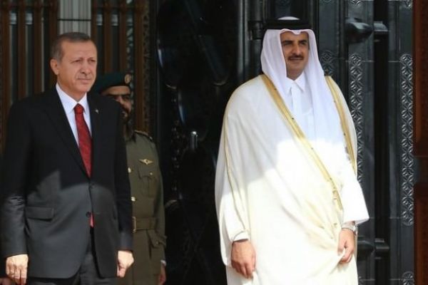 Эрдоган провел телефонный разговор с эмиром Катара