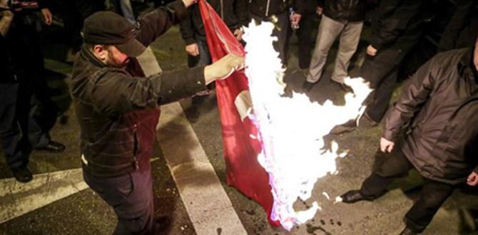 Azerbaijani and Turkish flags were burned in Yerevan -
