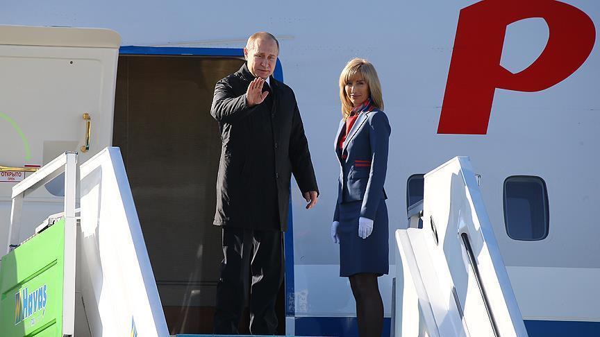 Путин прилетел в Сербию