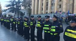 Opposition rallies outside Parliament in Tbilisi