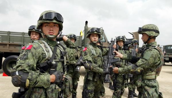 Trump declines approval of $400 mln Taiwan military aid