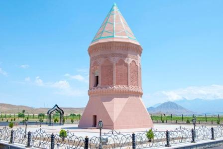 آذربایجان معمارلیغینین اینجیسی – گلستان توربهسی
