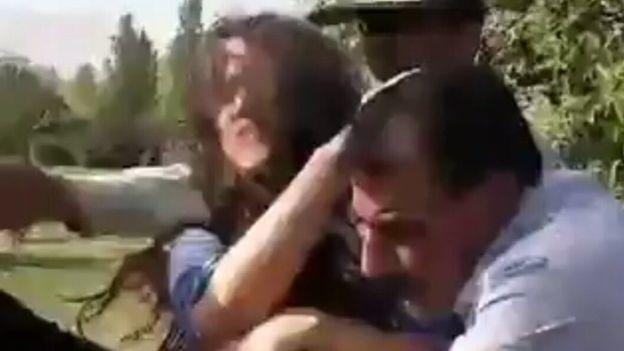 تهران پارکیندا قیزا قارشی زوراکیلیق ائدن پلیسلرین حبس قراری لغو ائدیلدی