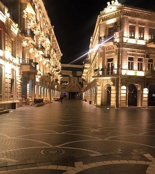Баку после введенных жестких ограничений - Фото