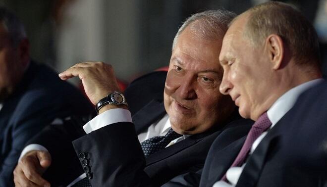 Почему Москва не отреагировала на отставку Саркисяна? – Фененко