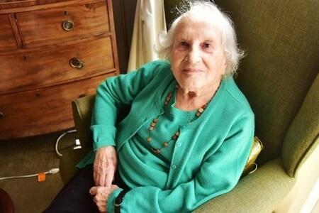 Hitlerin 101 yaşlı qonşusu: Uzunömürlüyün sirri...