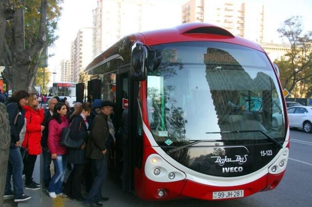 Bakıda daha 3 ünvanda minib-düşmə yerləri yaradıldı