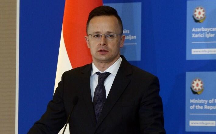 Глава МИД Венгрии приедет в Азербайджан