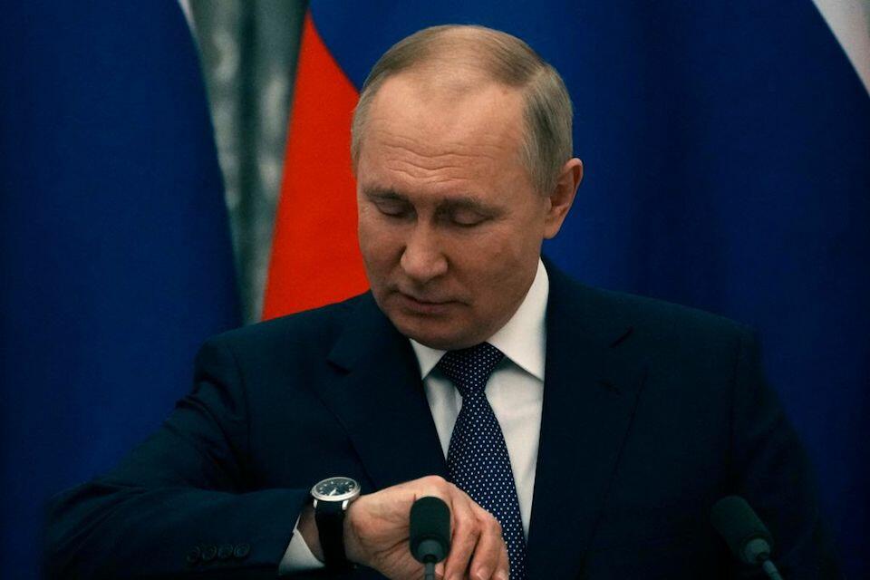 Путин: Это должно было произойти раньше