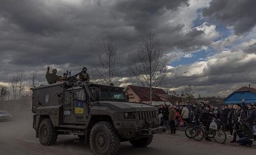 Russian troops are advancing on Kharkiv