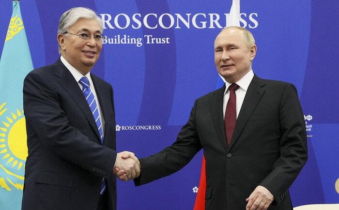 A meeting was held between Putin and Tokayev