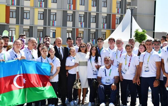 The President met with Azerbaijani athletes in Konya