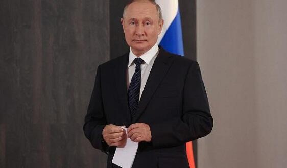 پوتین "روس دنیاسی"ندان دانیشدی: دنیا گوجو...