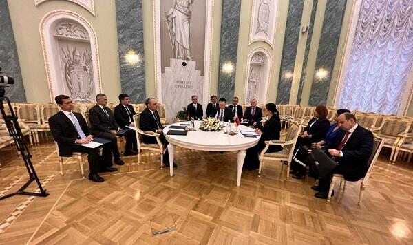 Кямран Алиев встретился с генпрокурорами РФ и Армении