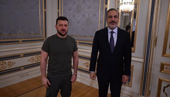 Zelensky meets Turkish Foreign Minister