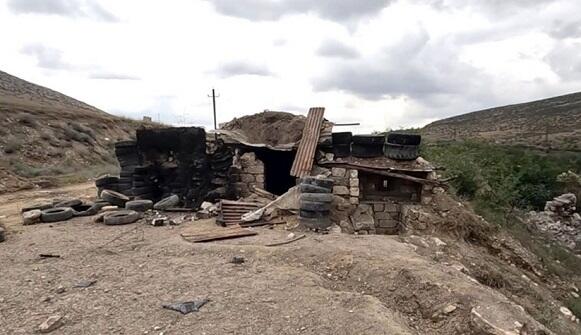 Abandoned battle positions on the Khankendi road -