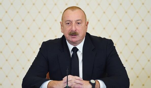 Алиев: Армения не должна предпринимать неверный шаг