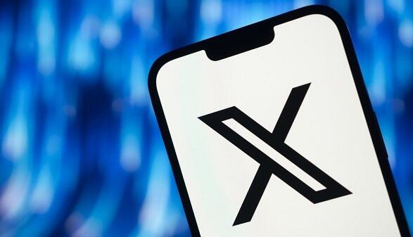 X CEO resigns after two years