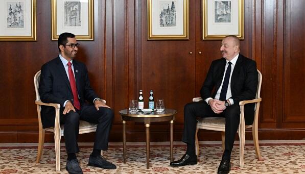 Ильхам Алиев встретился с Султаном Ахмедом аль-Джабером