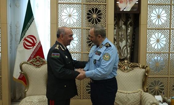 Азербайджанский генерал отправился в Иран - Фото
