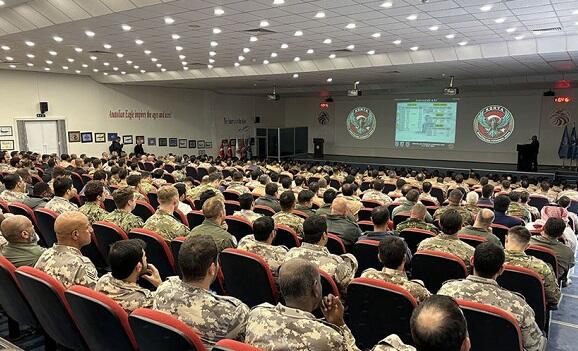 Наши военнослужащие на учениях в Турции - Видео