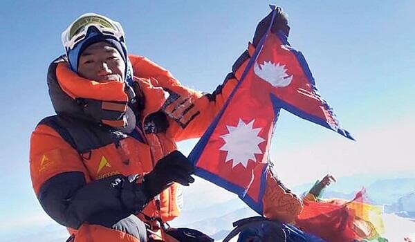 A Nepalese climbed Everest for the 29th time