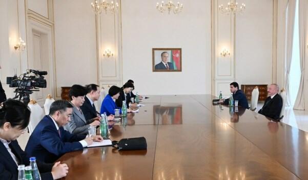 Ilham Aliyev received Shen Yueyue -