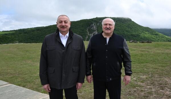 Алиев и Лукашенко посетили Джыдыр-дюзю - Фото