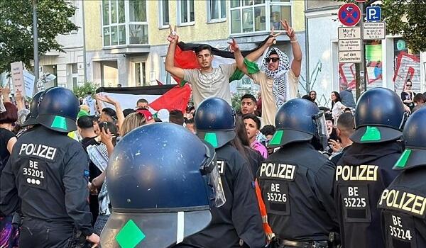 İtaliyada Fələstin yürüşü: 34 polis yaralandı