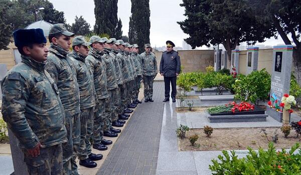 Mübariz İbrahimovun xatirəsi yad edildi - Foto