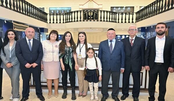 Leyla Aliyeva visits Mountain Jews Museum