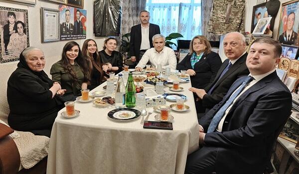 Aliyeva sisters meet the hero’s family -
