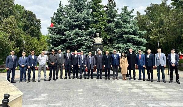 Buxarestdə Heydər Əliyevə həsr olunan tədbir keçirildi