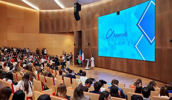 ADA Universitetinin 12 tələbəsi “Azercell”də təcrübə keçəcək