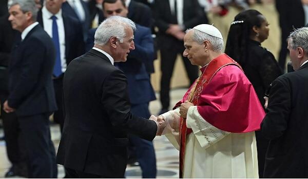 Ermənistan prezidenti Roma Papası ilə görüşdü