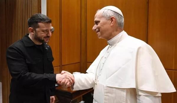 Zelenski Roma Papası ilə görüşdü