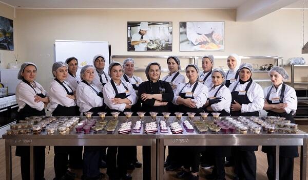 Şəhid və müharibədə yaralananların ailə üzvləri üçün peşə təlimləri