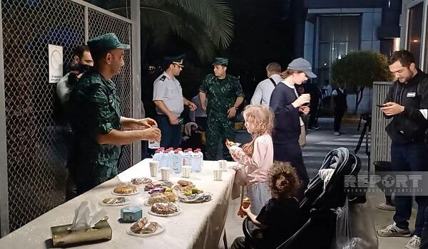 Rusiyalı neftçilər və ailələri İrandan ölkəmizə təxliyə olundu
