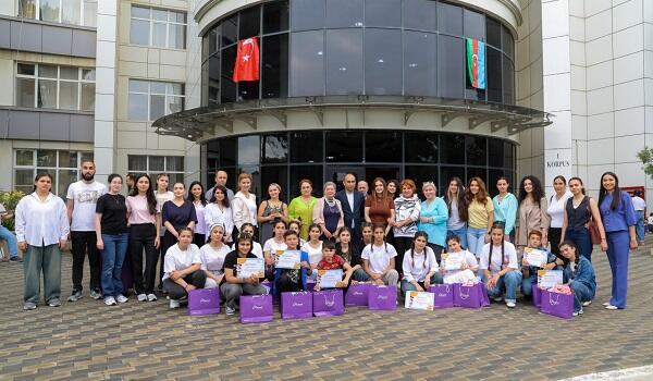 "Azercell" iki nəsli bir araya gətirdi - Foto