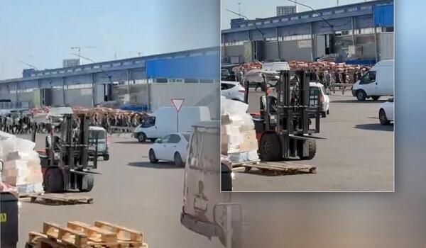 В России массово задержали азербайджанцев - Видео