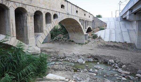 Tullantı suları təmizlənməmiş birbaşa Xəzərə axıdılırmış... - Foto